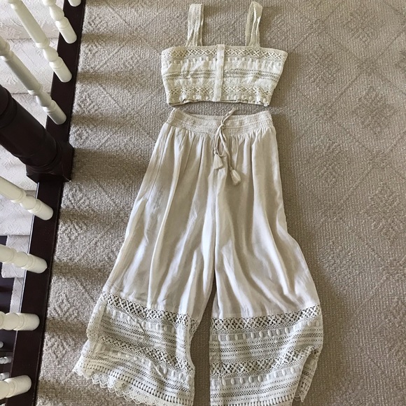American Eagle Outfitters Pants - american eagle cream lace two piece